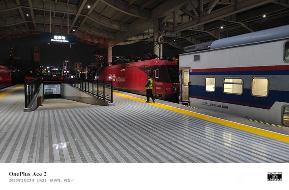 K1002次 S25K双层 宝鸡→重庆西（西安）-8.jpg