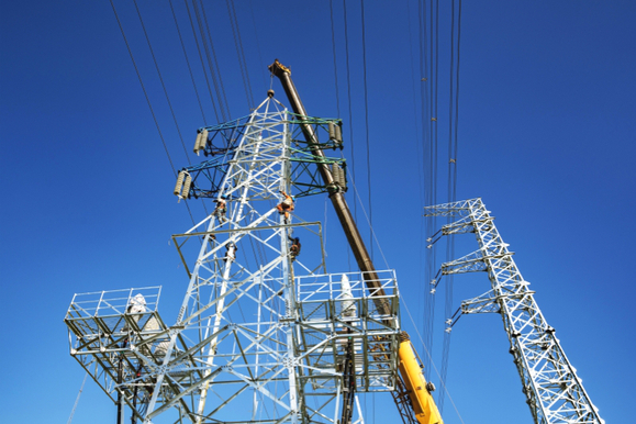 国家电网：加快电网建设 赋能绿色发展-1.jpg