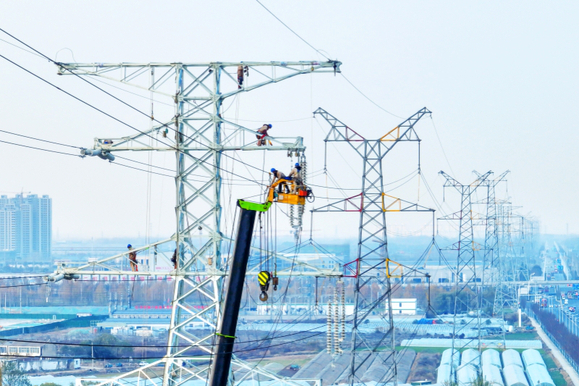 国家电网：加快电网建设 赋能绿色发展-9.jpg