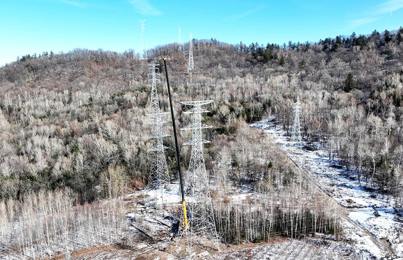 国家电网：加快电网建设 赋能绿色发展-17.jpg