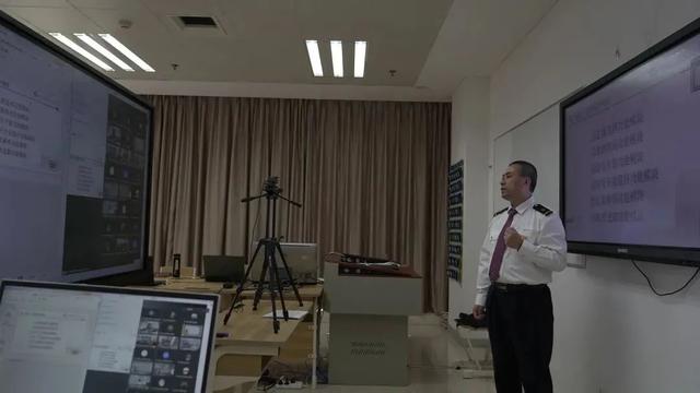 全国最大高铁“驾校”究竟有多大？-11.jpg