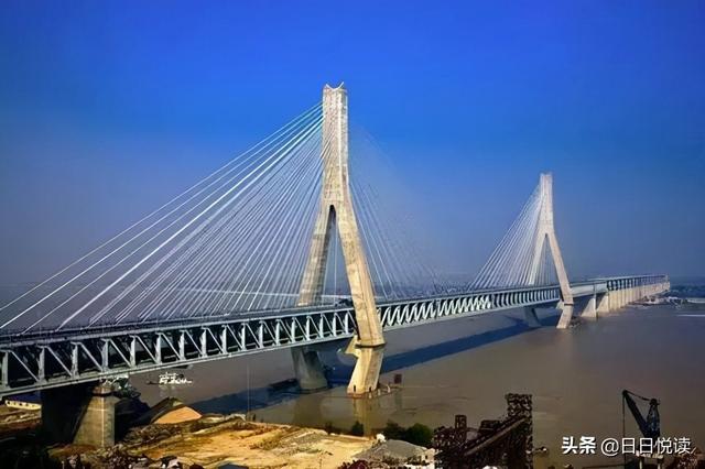 我国高铁为什么总是飞驰在桥梁上？