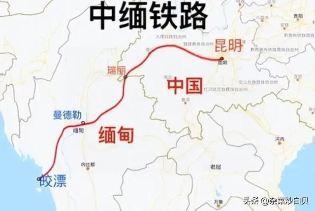 大格局！我国正在谋划建设三条国际铁路大通道，极具战略价值！