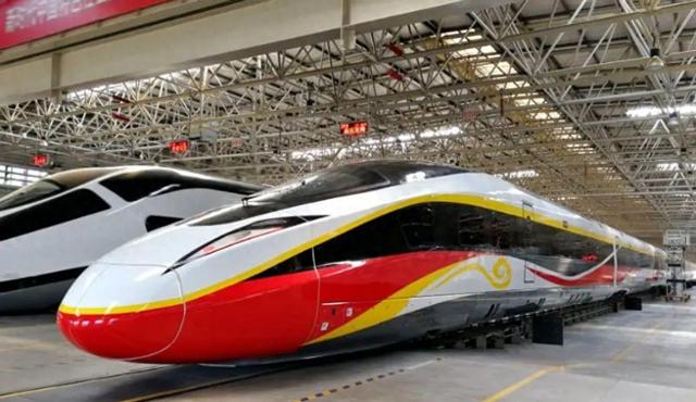 全新时速400km动车组要来了！据调查国内没有铁路能跑，有何意义