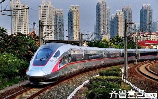 现代诗歌：火车