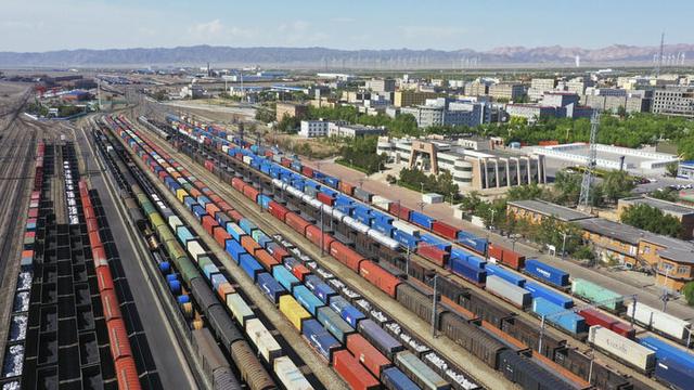 16万公里，看“铁路上的中国”再跨越