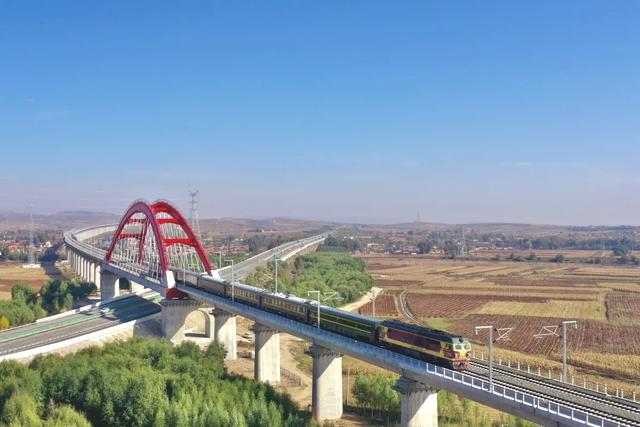 首趟复兴号检测列车开出！这条跨省高铁进入开通倒计时