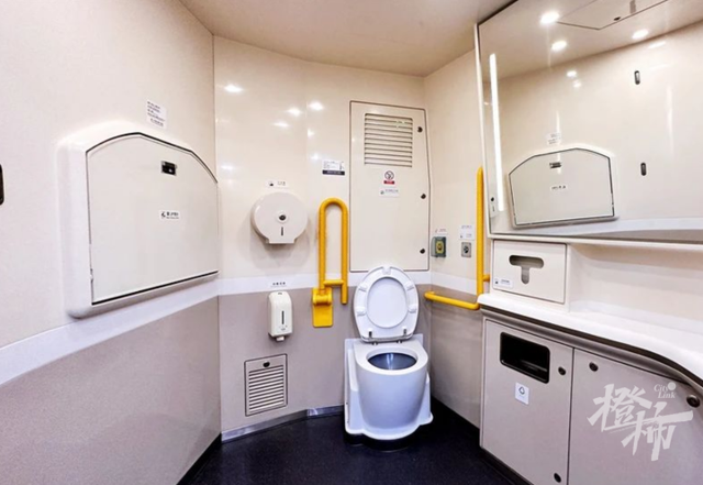 杭州至香港列车升级，新研制的复兴号智能动卧上线，就像是“移动的星级酒店”