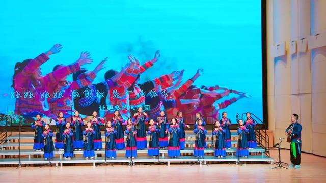 她们的童年，起点就是复兴号！