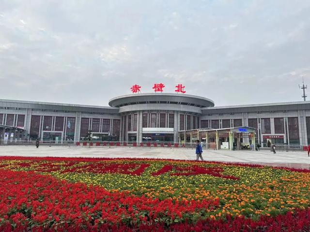 限时福利！凭高铁票享优惠！