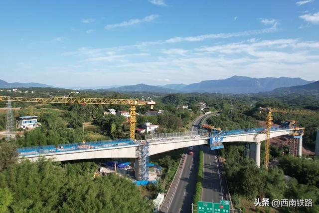 成达万高铁、渝厦高铁、隆黄铁路进度刷新