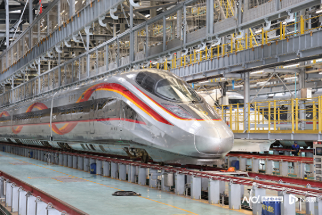 10月1日起，最新复兴号动卧列车在京港、沪港间上线运行！