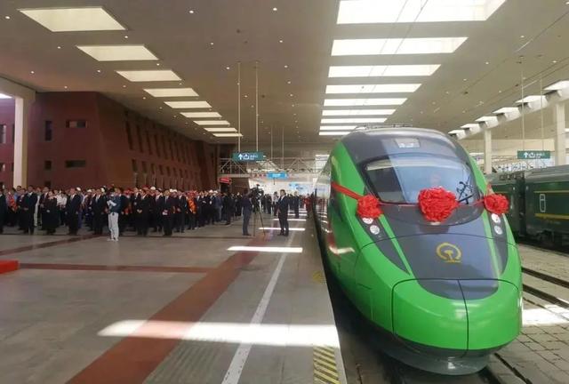 坐过那么多次“复兴号”，你真的了解它吗？ | 科普央企那些事儿