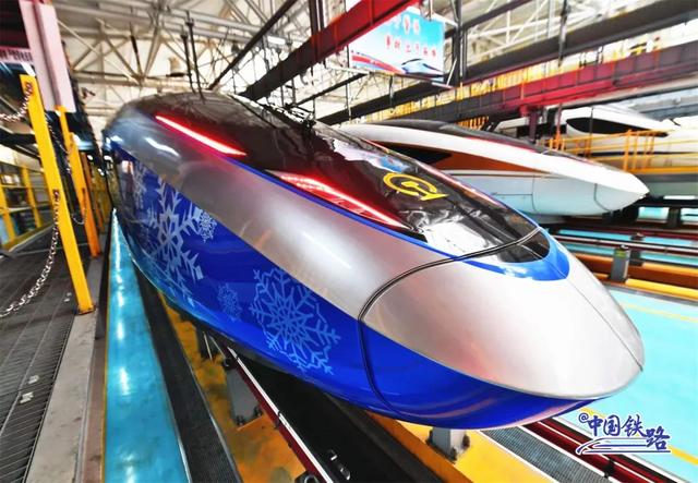 新型复兴号上线！到底长啥样？