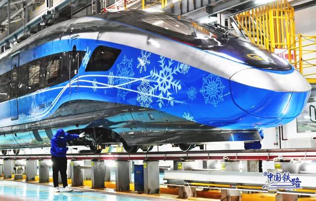 新型复兴号上线！到底长啥样？