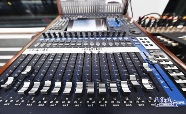 新型复兴号上线！到底长啥样？