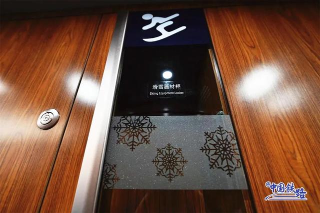 新型复兴号上线！到底长啥样？