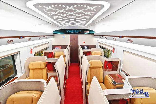 新型复兴号上线！到底长啥样？