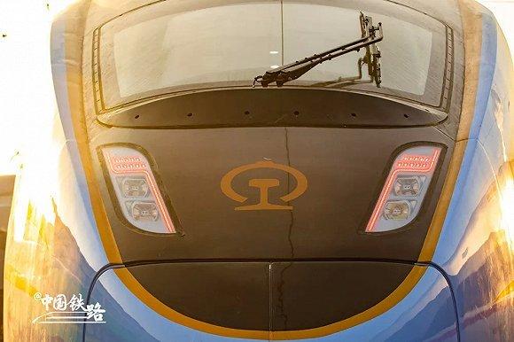 官宣！复兴号上新了！