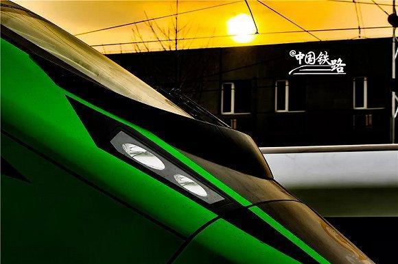 官宣！复兴号上新了！