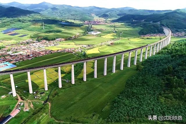 这些铁路桥梁，你最喜欢那一座?