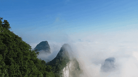 复兴号开到这里，旅客纷纷喊：“哇塞！”