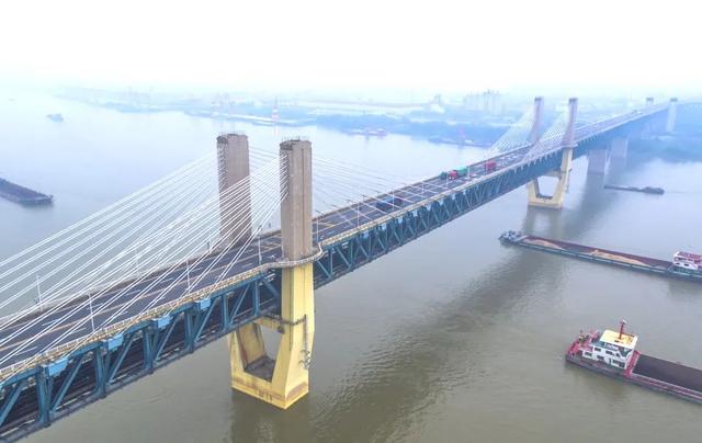 特别策划丨20万座铁路桥梁，托举16万公里铁路跨江越海