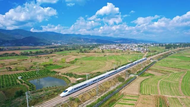 这趟动车，直达金庸笔下的“南诏国”！