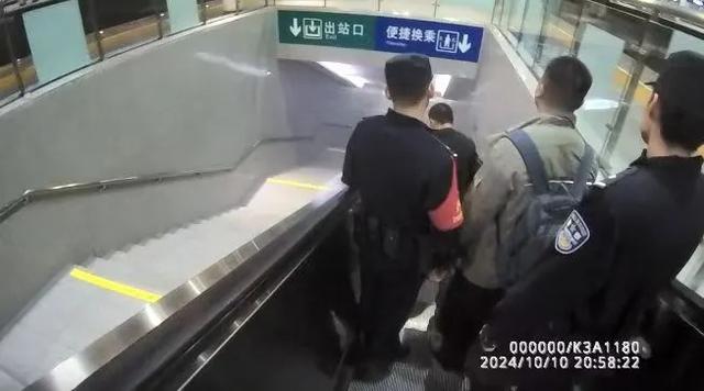 动车上，这些行为一定不要做！