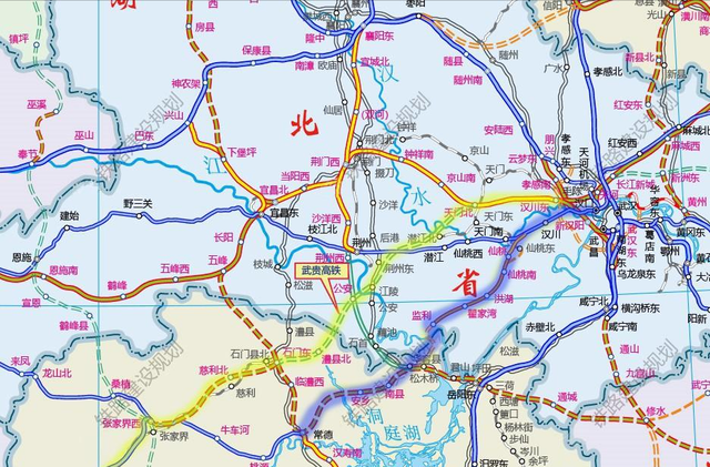 4条铁路的主要线路方案：其中2条因仍有争论，已大大影响开工时间