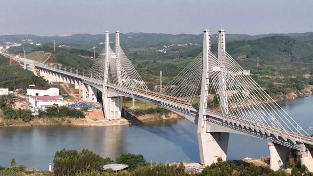 开通在即！4座新建高铁站亮相！