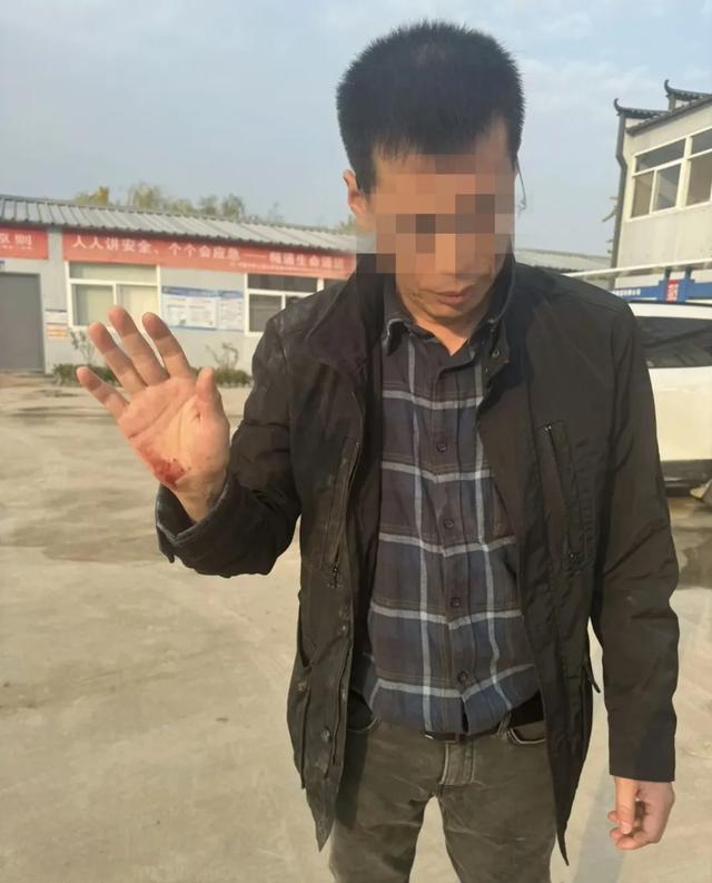 高铁建设背后的黑幕？官媒记者揭露偷工减料，竟遭暴打手机被夺！