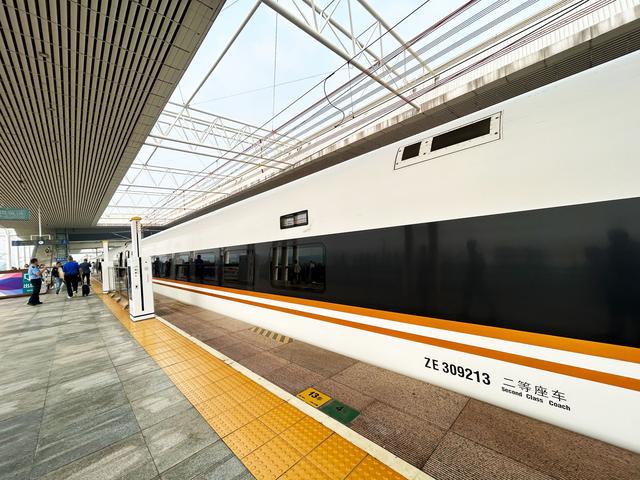 世界高速铁路大会将在北京举办，外媒关注中国高铁发展