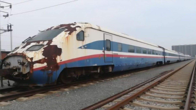 中国高铁使用寿命是多少年，淘汰下来的高铁都去哪了？涨知识了