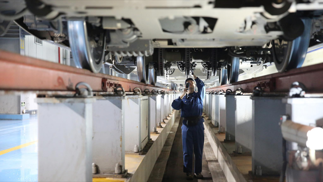 中国高铁使用寿命是多少年，淘汰下来的高铁都去哪了？涨知识了