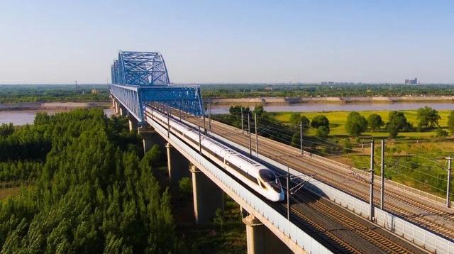 高铁里程全国第一，为什么是山东？