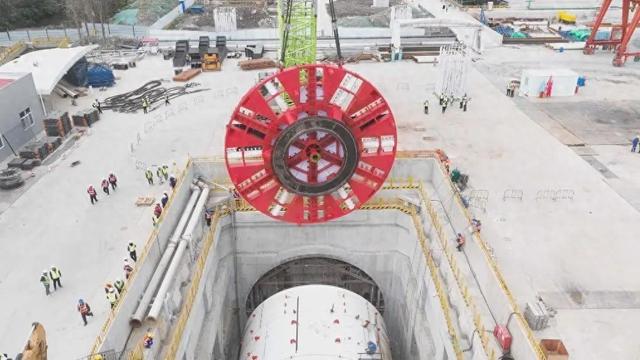 沪渝蓉高铁沪通铁路二期宝山隧道建设迎来新进展→