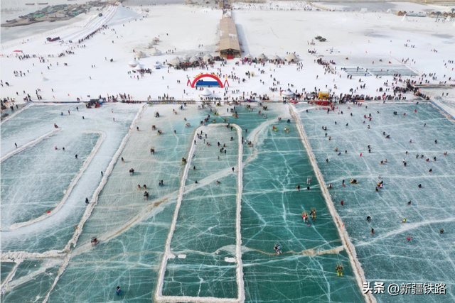 “复兴号”直达！我在大美新疆等你来