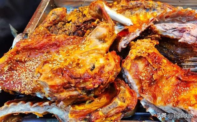 “复兴号”直达！我在大美新疆等你来