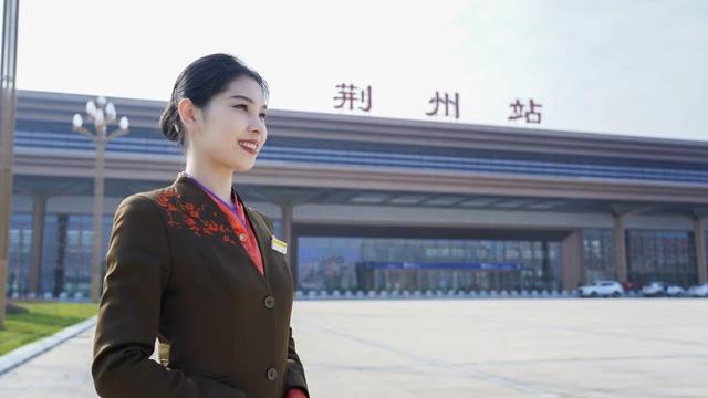 开通倒计时！乘务组、新站房亮相！