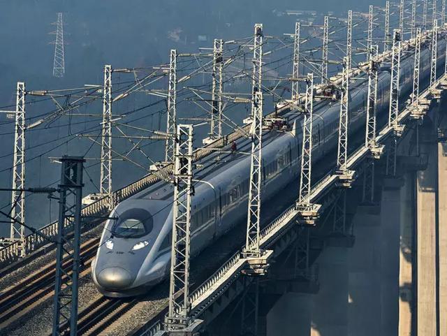 高铁和动车究竟有何不同？坐了这么久，该分清楚了