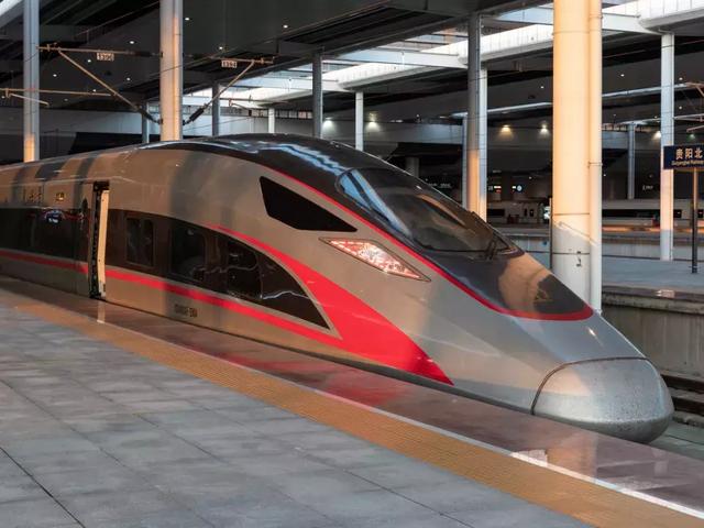 高铁和动车究竟有何不同？坐了这么久，该分清楚了