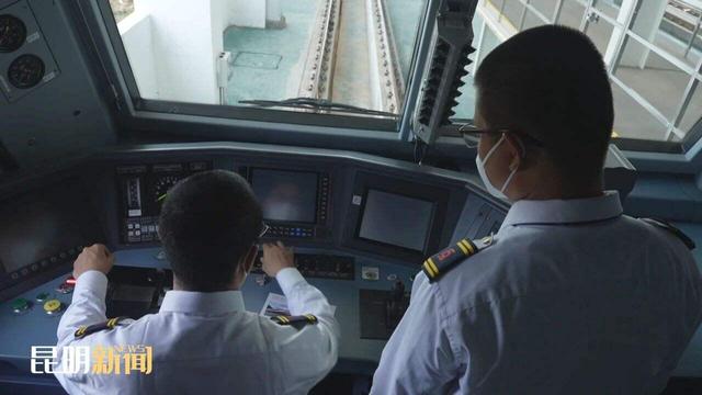 中老铁路：跨越山河双向奔赴 民心相通共筑未来