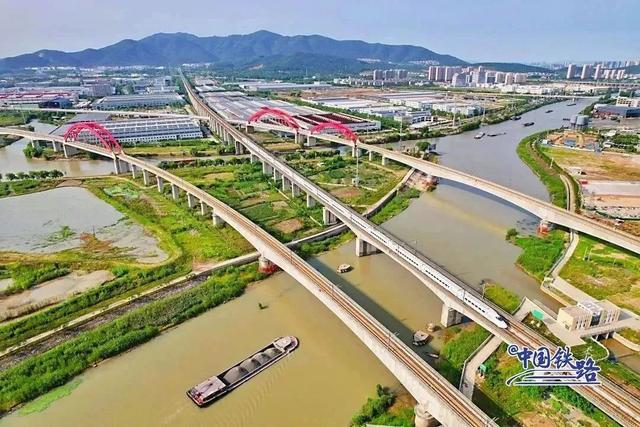 线路图上新！坐拥多多多条高铁，你猜这是哪里？
