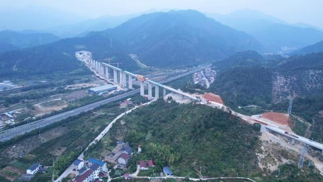 快跟上！来一场穿越衢丽“大花园”的铁路桥梁探秘之旅！