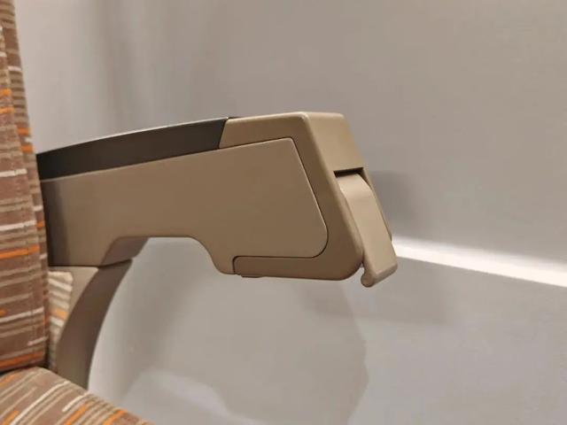 高铁动车上，还有这些隐藏功能→