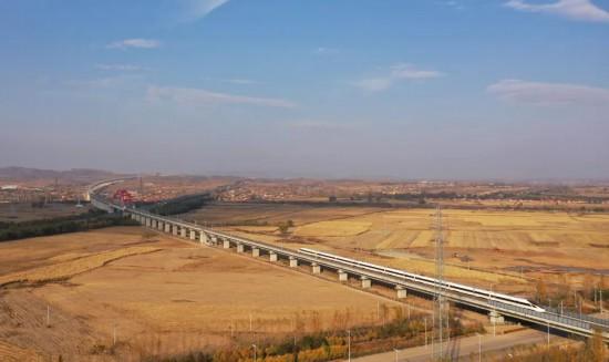 全国铁路从2025年1月5日起实行新的列车运行图