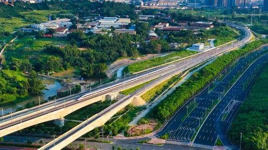 全国铁路从2025年1月5日起实行新的列车运行图
