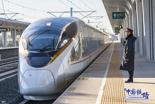 高铁新线即将开通！司机视角抢先看！