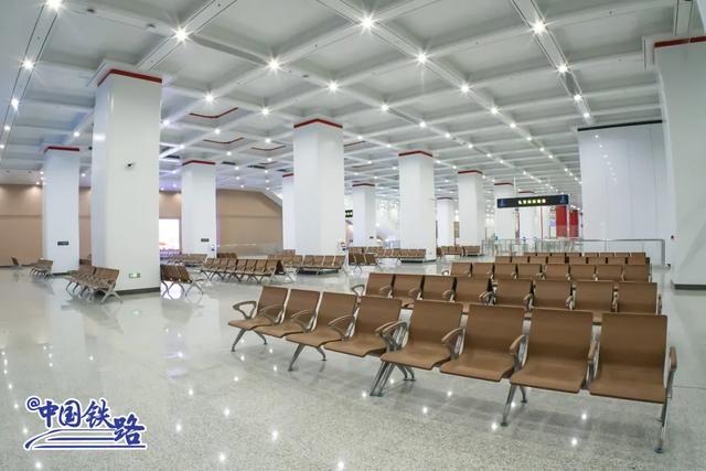 高铁新线即将开通！司机视角抢先看！